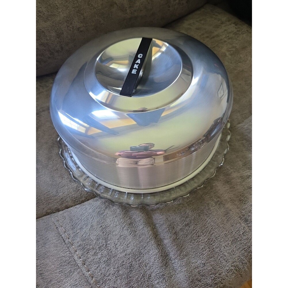 Vintage Gracious Living Carry All Cake Server – Plastic Dome Lid & Tray – Retro